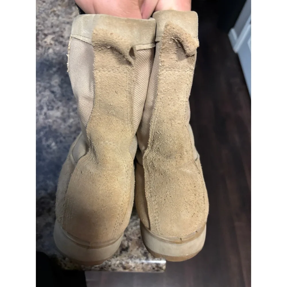 Belleville 770 Mens Tan Suede GORE-TEX Waterproof Combat Boots 9.5 W Made in USA